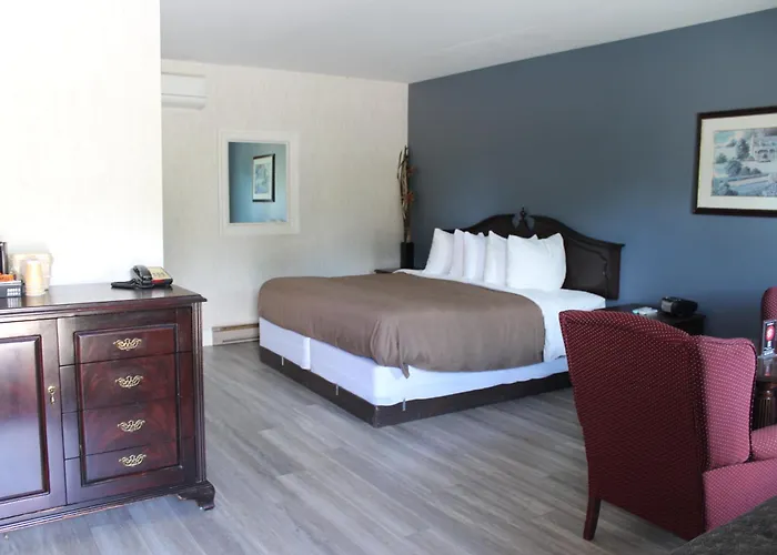 Bancroft Inn & Suites