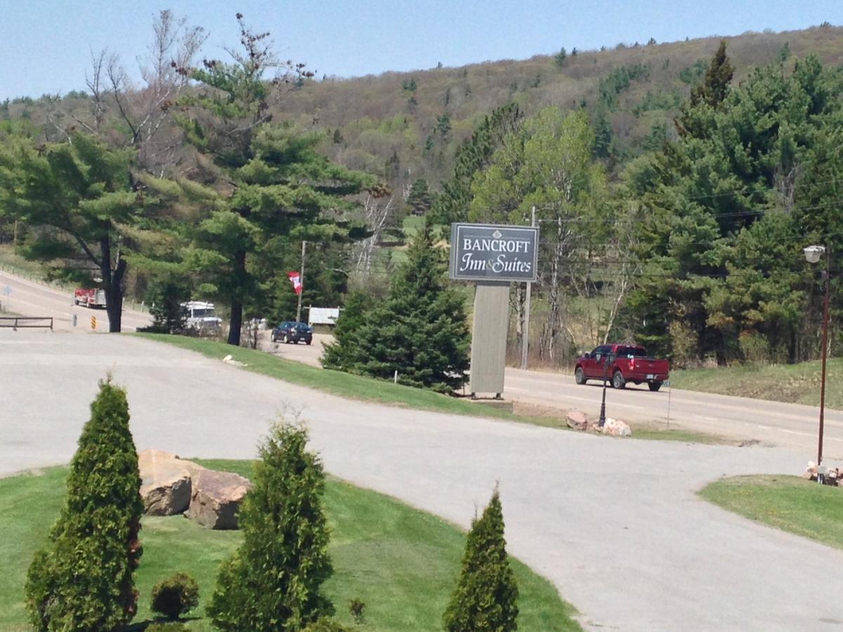 Motel &